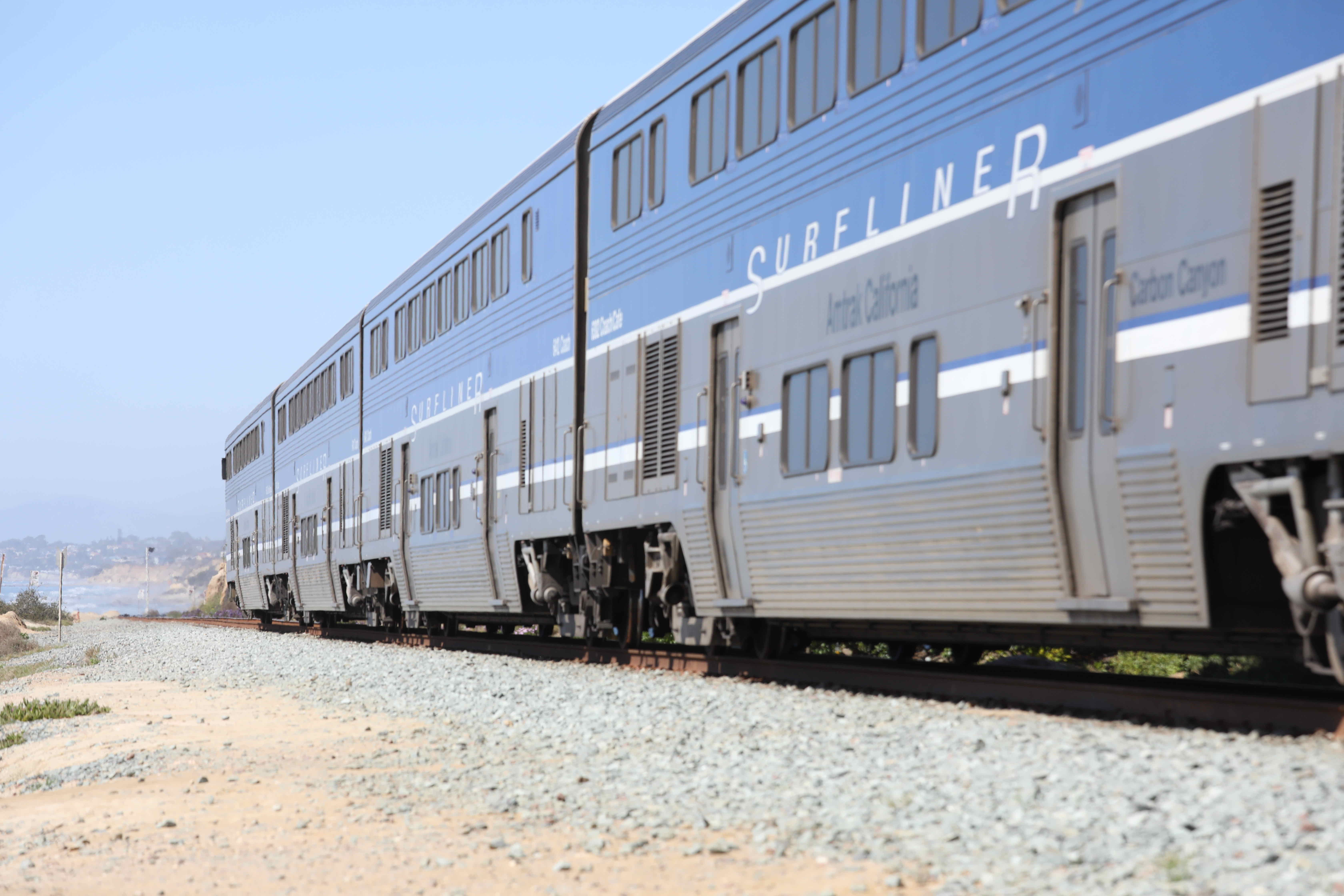 Pacific Surfliner-2.jpg