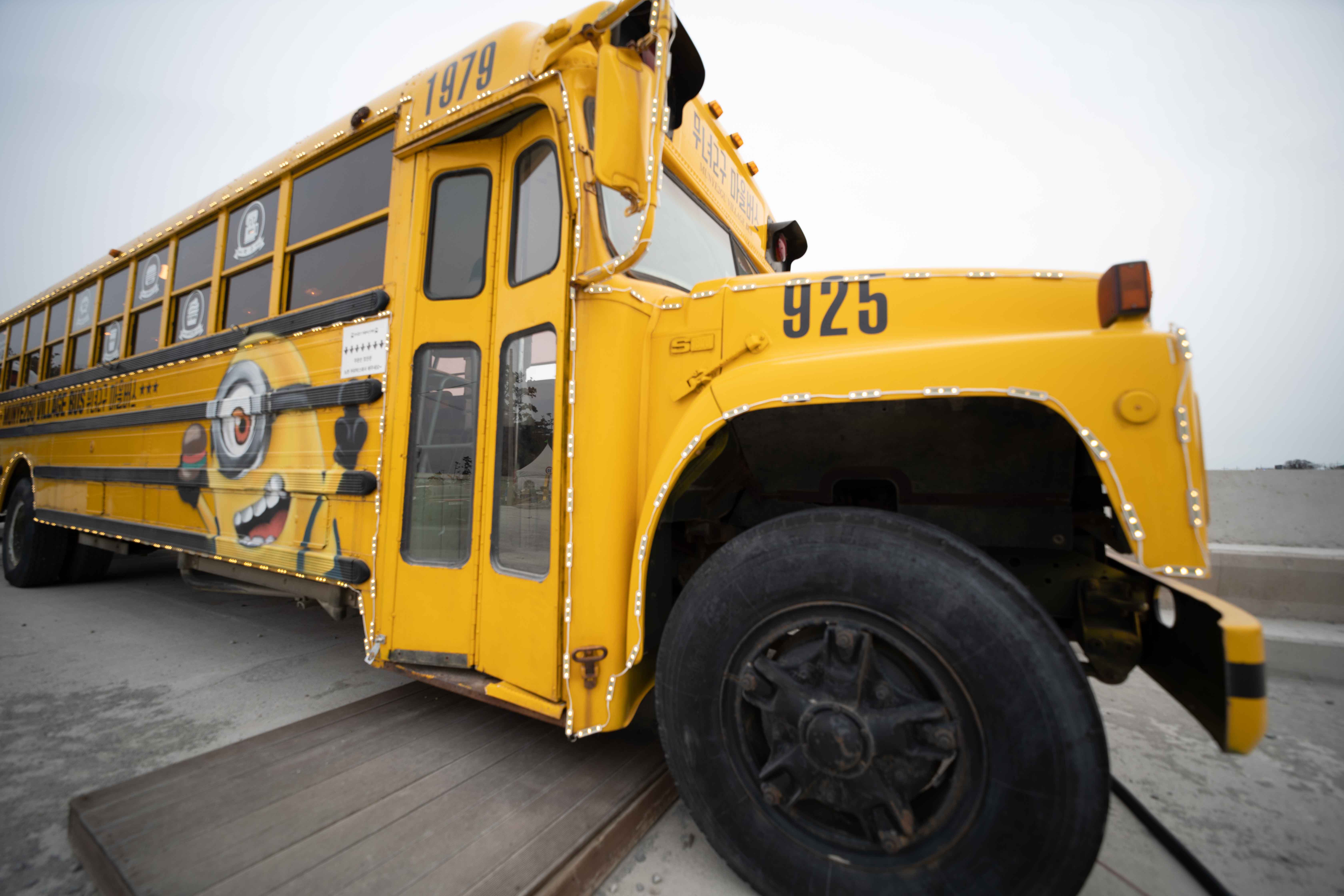 School Bus 14mm.jpg
