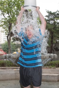 Ice Bucket 2 (1 of 1)