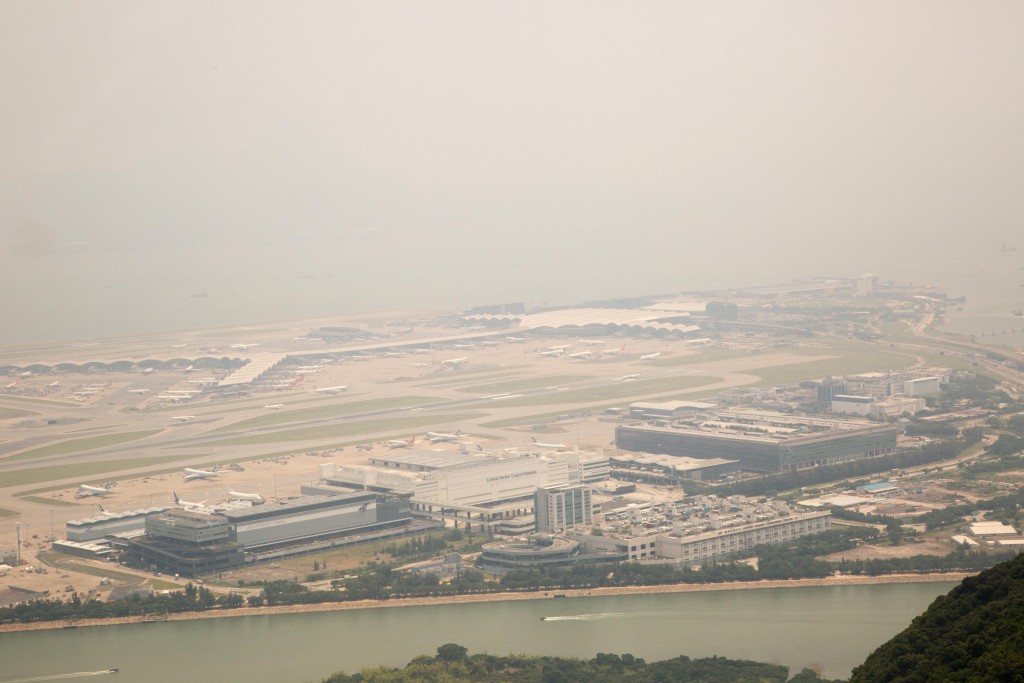 Hong Kong Airport-1