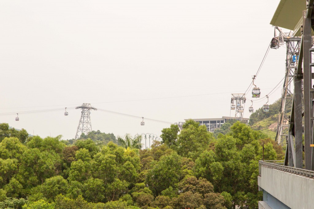 Nhong Ping Cable Car-1